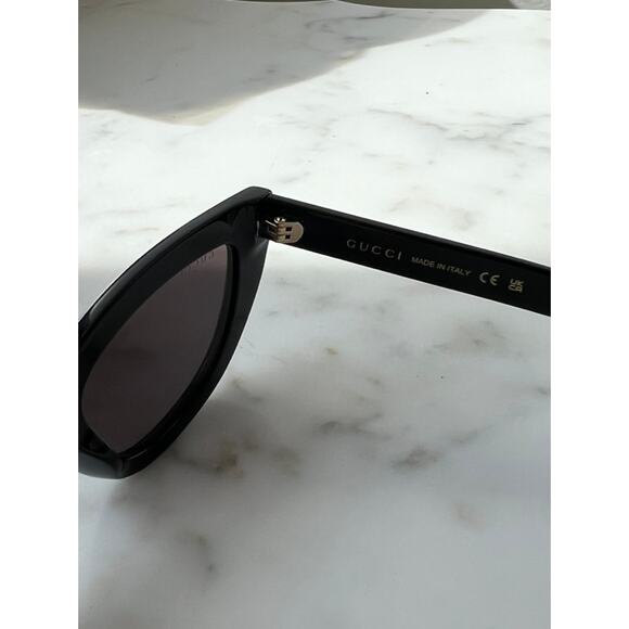 NEW Gucci GG1521S Black Cat Eye Sunglasses main image 2